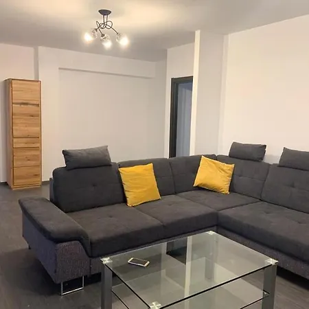 Apartament Pe Drumul Poienii Апартаменти Брашов